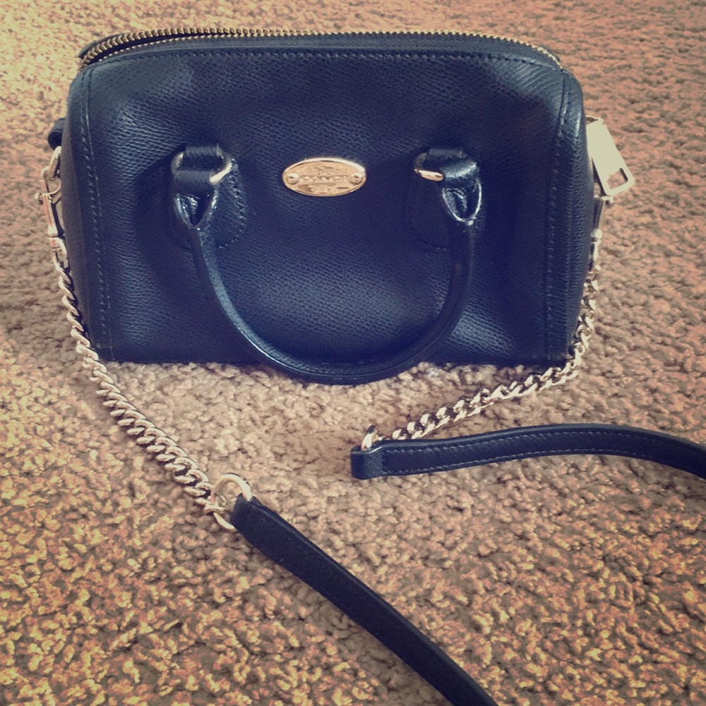 Coach small shoulder bag